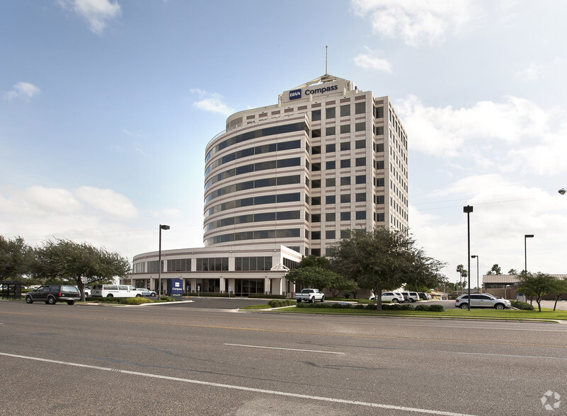 Primary Photo Of 3900 N 10th St, McAllen Office For Lease