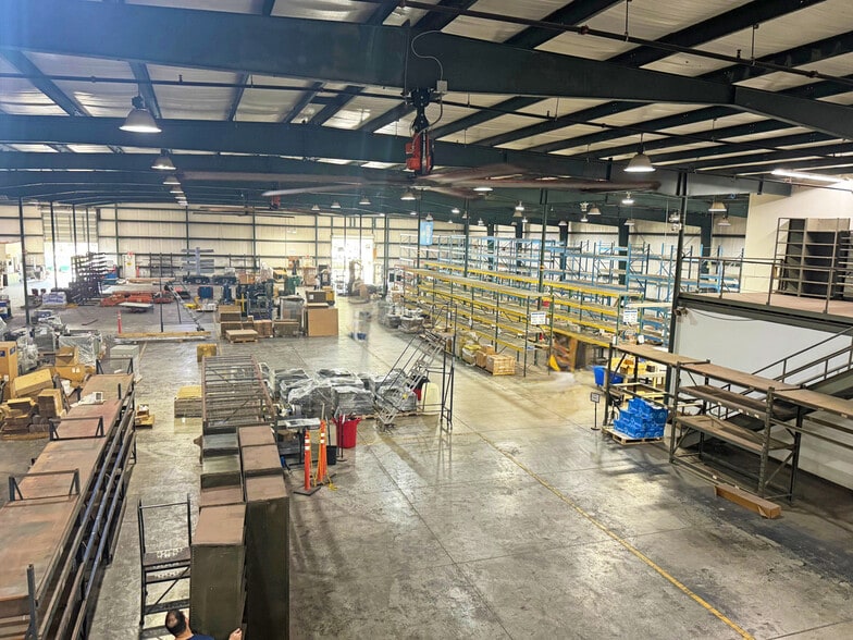 More Photos Of 901 Industrial Blvd, Naples Manufacturing For Sale