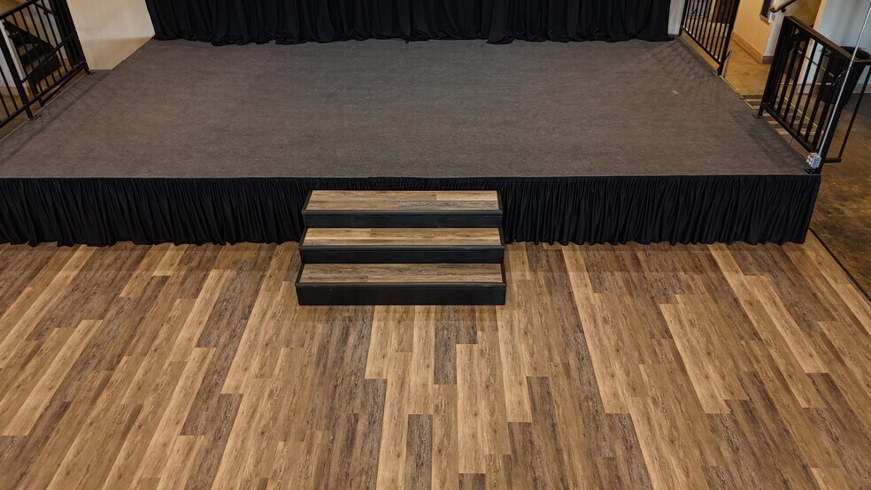 More Photos Of 23894 S Frontage Rd, Weatherford Bar For Sale