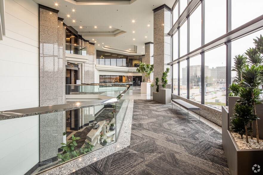 More Photos Of 1401 S Brentwood Blvd, Brentwood Office For Lease