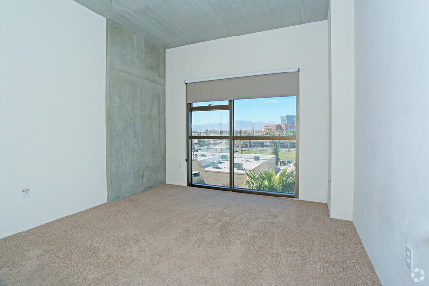 More Photos Of 353 E Bonneville Ave, Las Vegas Apartments For Lease