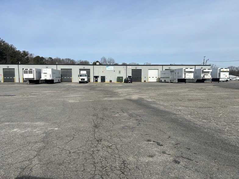 More Photos Of 1201 E Church St, Cherryville Unknown For Lease