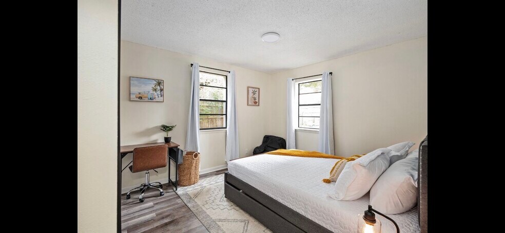 More Photos Of 2001 N 61st Ave, Pensacola Apartments For Sale