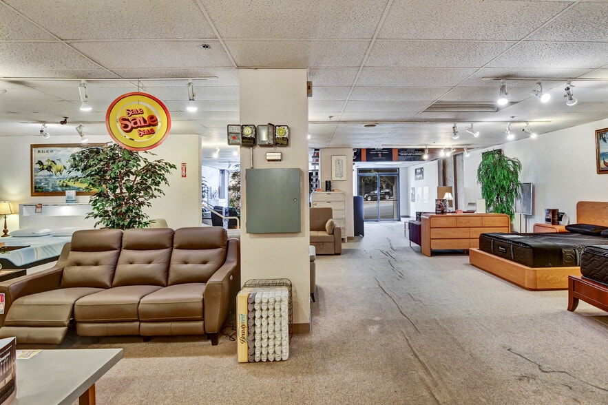 More Photos Of 2929 Geary Blvd, San Francisco Apartments For Sale