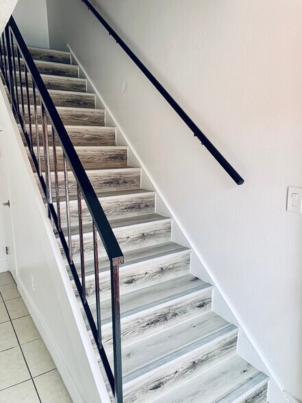 More Photos Of 1503 W Missouri Ave, Phoenix Apartments For Sale