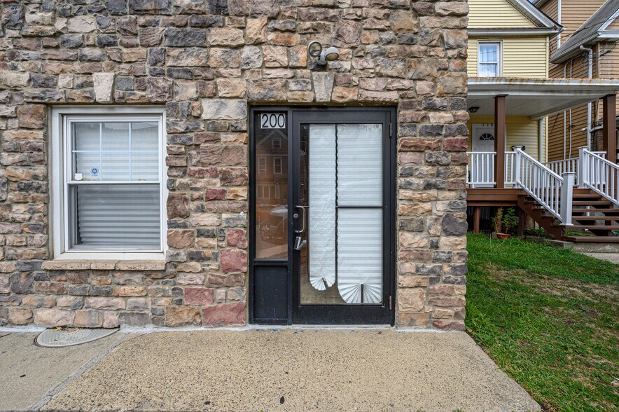 More Photos Of 200 Central Ave, Hackensack Storefront Retail Residential For Sale
