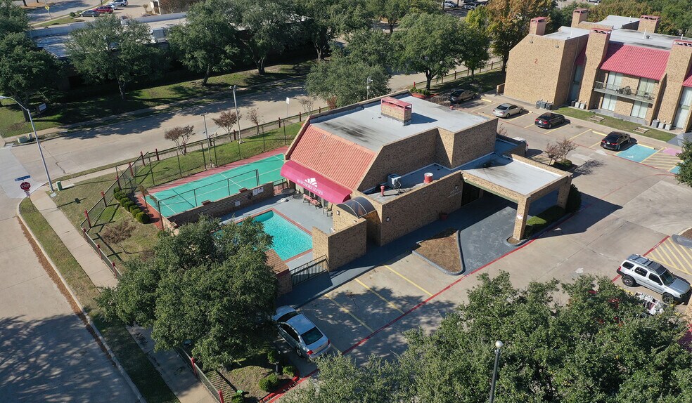 More Photos Of 250 Municipal Dr, Richardson Hotel For Sale