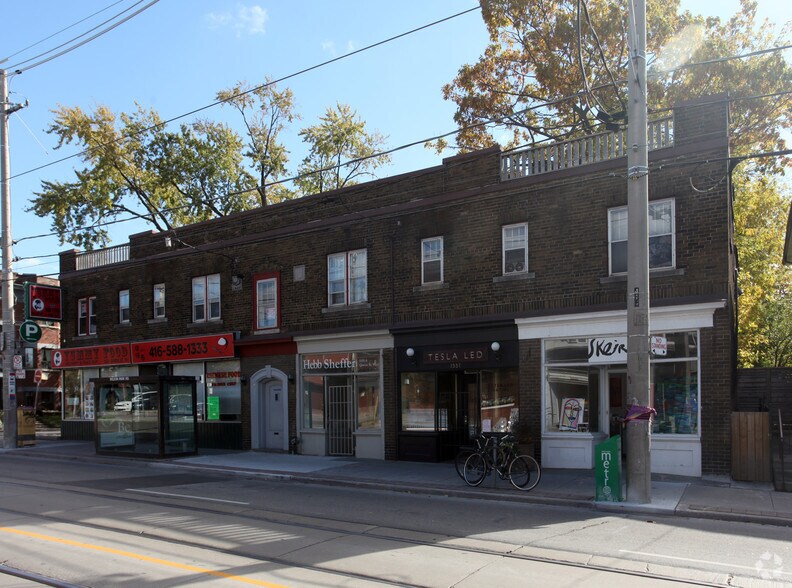 More Photos Of 1531-1539 Queen St W, Toronto Storefront Retail Residential For Lease