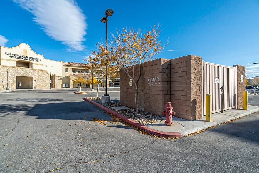 More Photos Of 7175 N Durango Dr, Las Vegas Medical For Lease