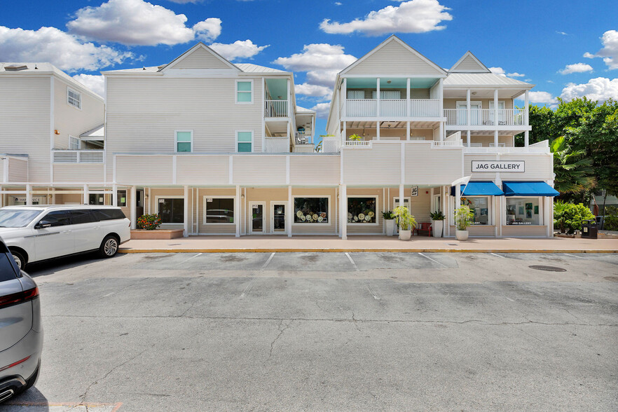 More Photos Of 1075 Duval St, Key West Restaurant For Sale