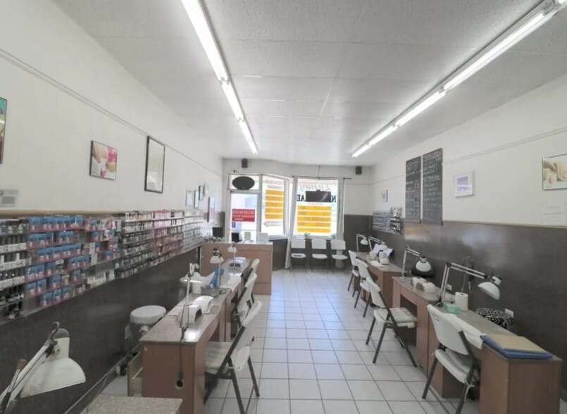 More Photos Of 927 Highland Ave, National City Freestanding For Sale