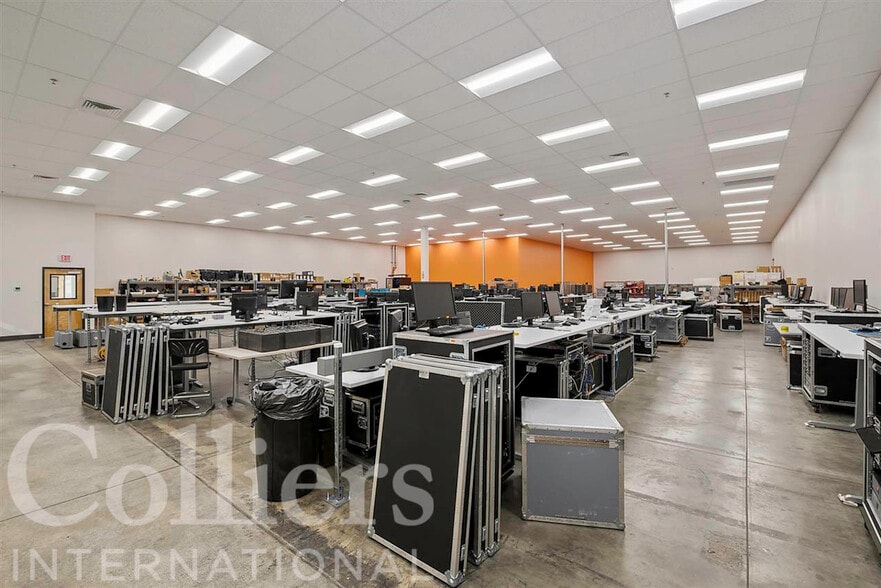More Photos Of 651 E Gowen Rd, Boise Warehouse For Lease