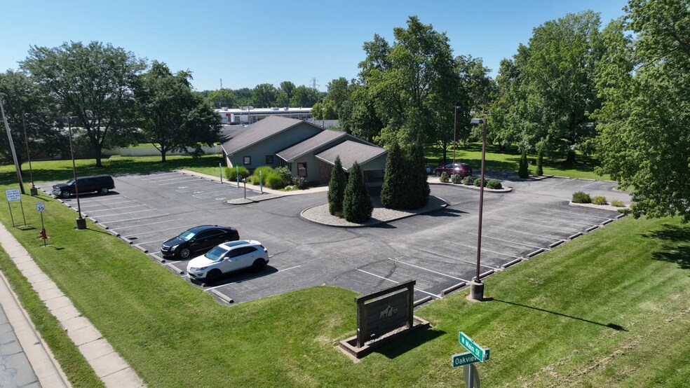 More Photos Of 1 Oakview Dr, Monticello Office For Sale