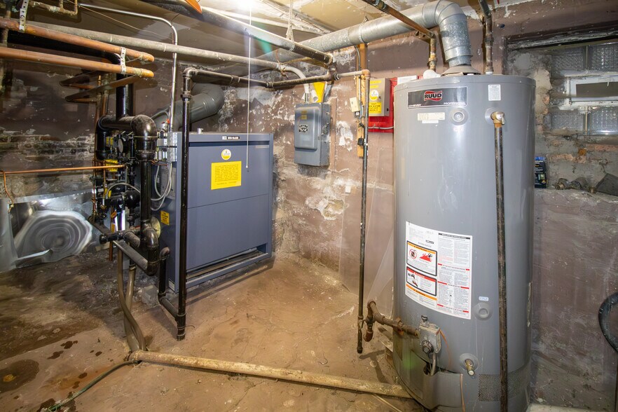 More Photos Of 11136 S Vernon Ave, Chicago Apartments For Sale