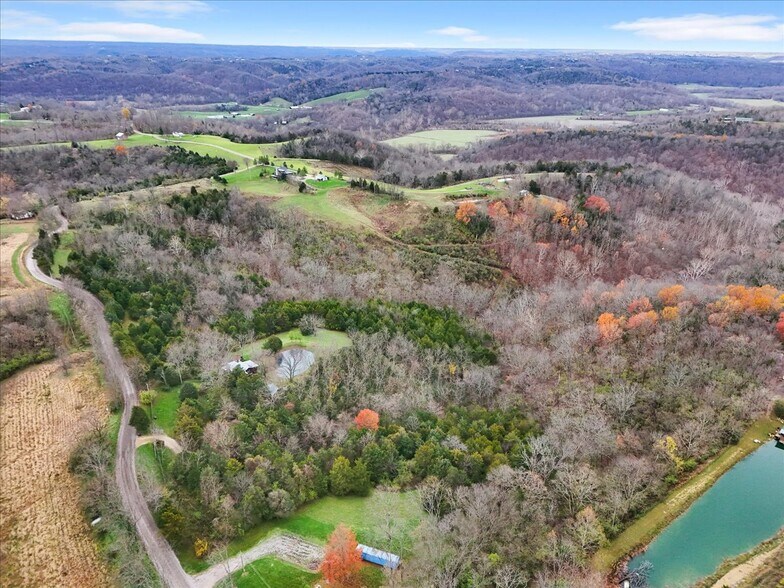 More Photos Of 2945 Greenbrier Rd, Madison Specialty For Sale