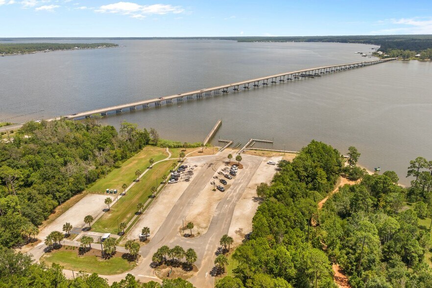 More Photos Of , Lillian Industrial For Sale