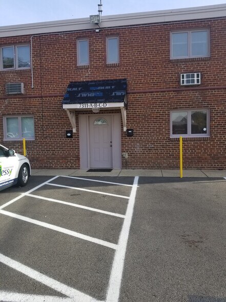 More Photos Of 7311 Highland St, Springfield Warehouse For Lease