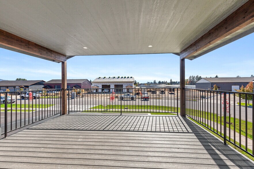 More Photos Of 9990 N Lyle Loop, Hayden Warehouse For Sale