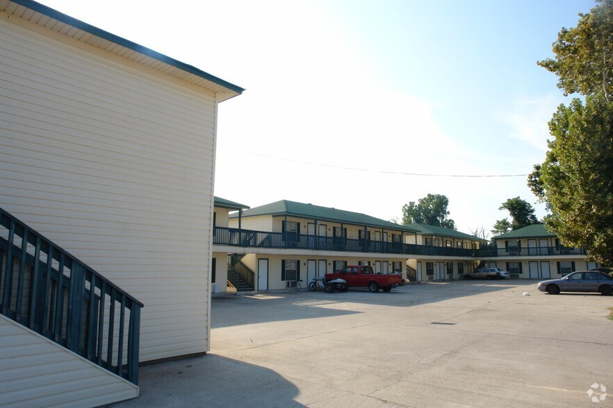 More Photos Of 1820 E Texas St, Bossier City Apartments For Sale
