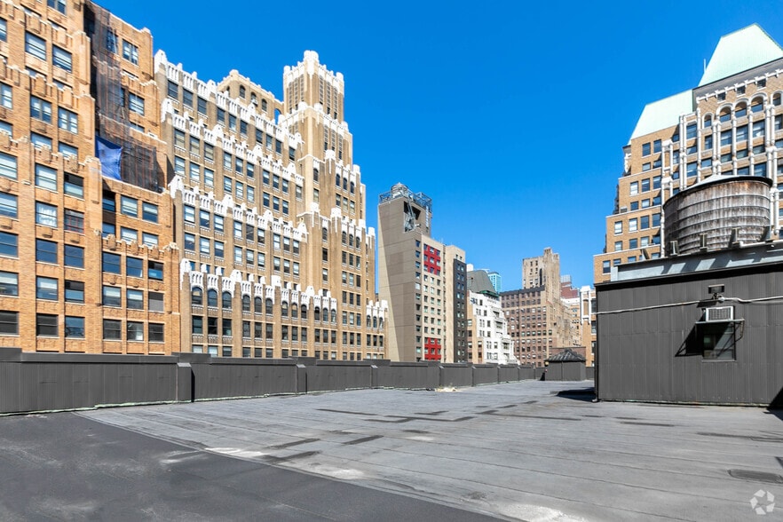 Photo of Pent Floor Ste PENT