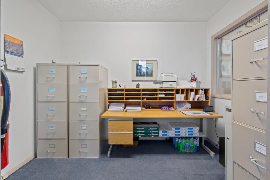 More Photos Of 6635 W Central Ave, Toledo Office For Lease