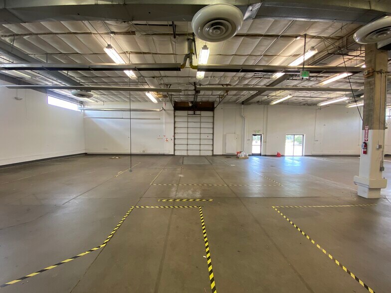 More Photos Of 1860 38th St, Boulder Distribution For Lease