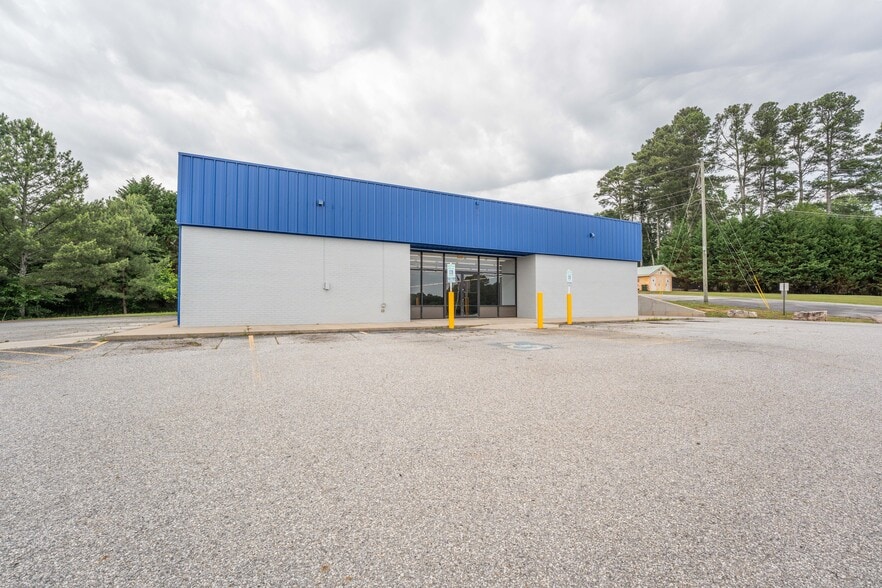 More Photos Of 155 S Grant St, Alto Freestanding For Sale