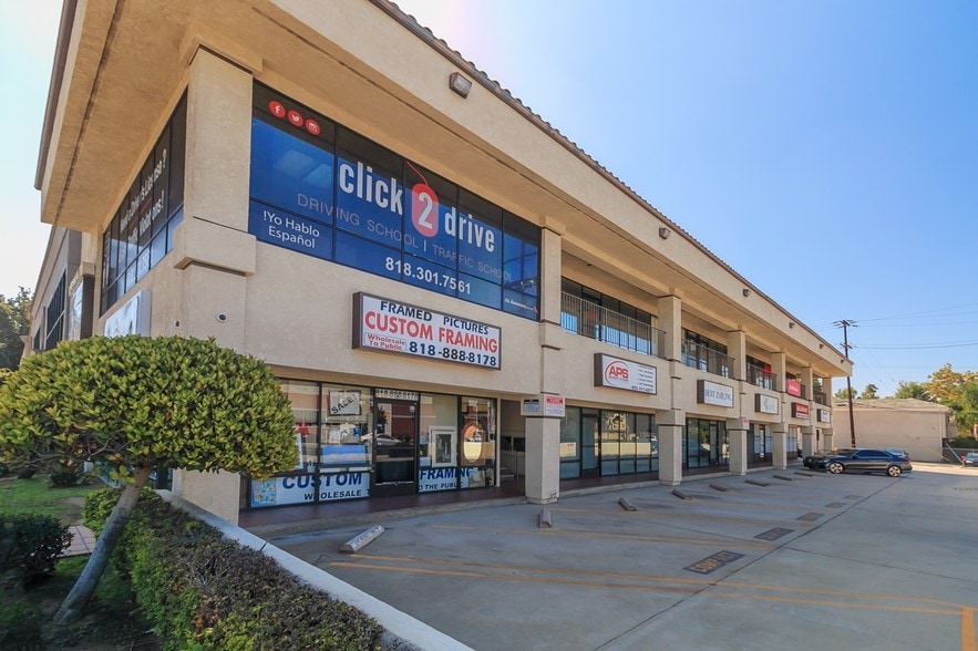 More Photos Of 22156 Sherman Way, Canoga Park Medical For Lease