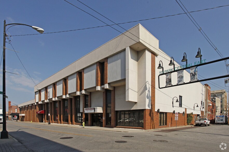 More Photos Of 110-117 Park Central Sq, Springfield Office For Lease