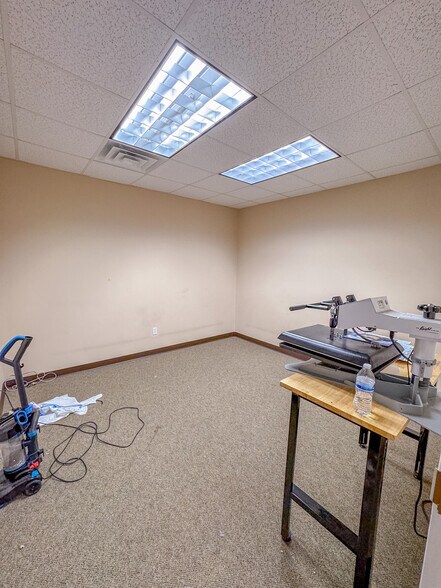 More Photos Of 2190 N Norcross Tucker Rd, Norcross Office For Lease
