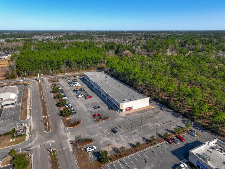 More Photos Of 3179 Mallett Rd, D'Iberville Storefront For Sale