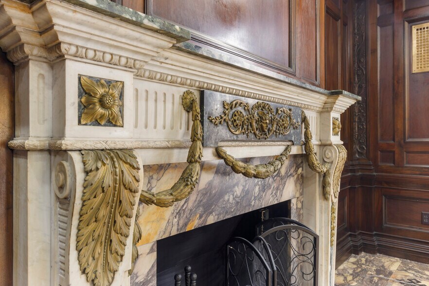 More Photos Of 126 State St, Albany Loft Creative Space For Sale