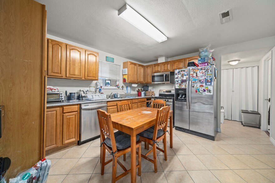 More Photos Of 30 Topeka Ave, San Jose Multifamily For Sale