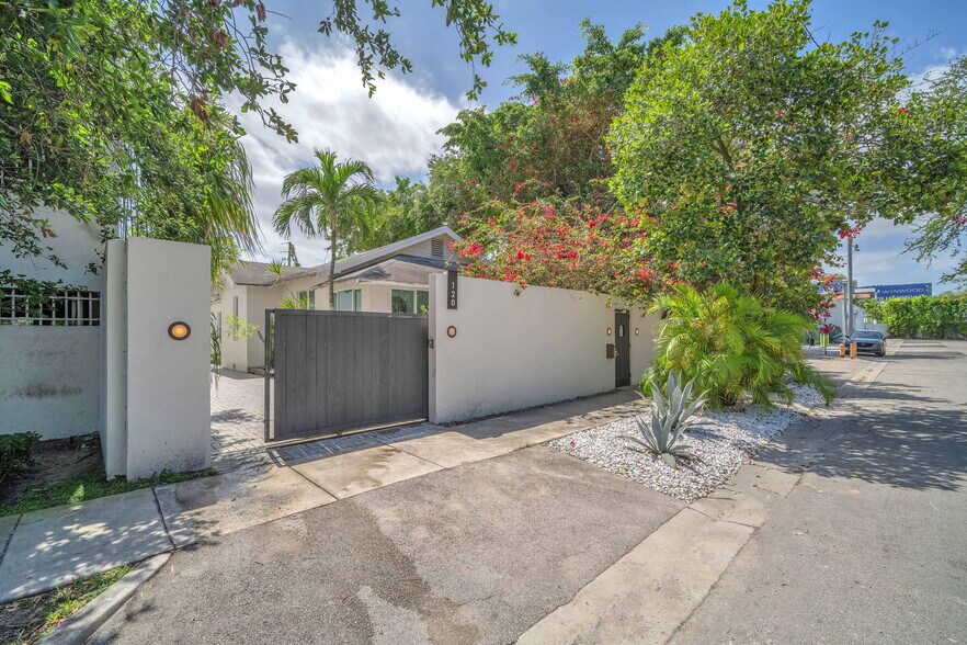 More Photos Of 120 NE 25th St, Miami Specialty For Sale