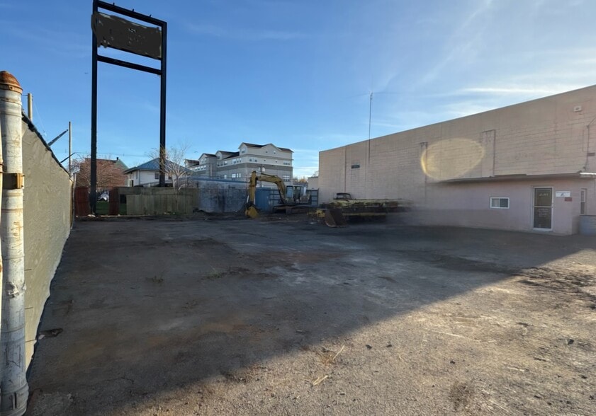 More Photos Of 241 Belmont Ave, Haledon Land For Lease