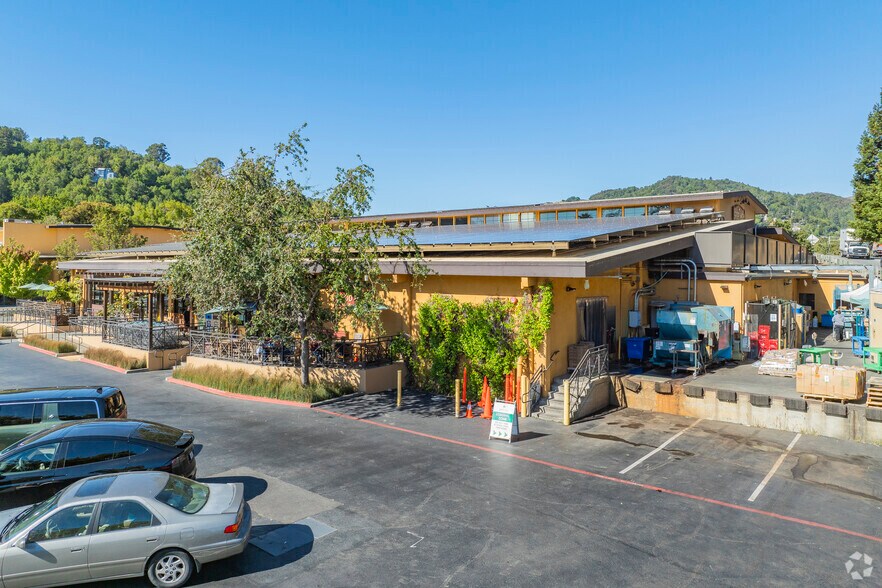 More Photos Of 701-771 Center Blvd, Fairfax Unknown For Lease