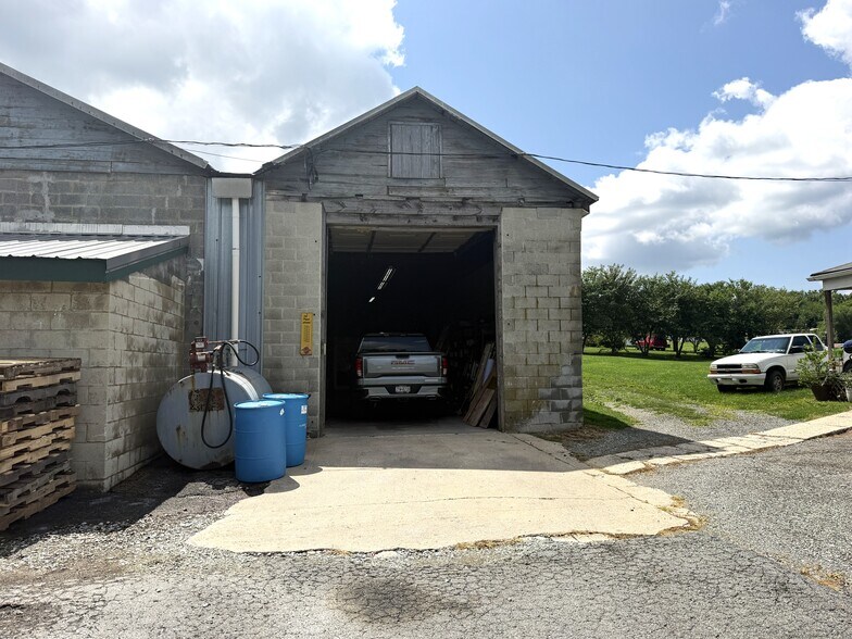 More Photos Of 1069 Newark Rd, Toughkenamon Industrial For Sale