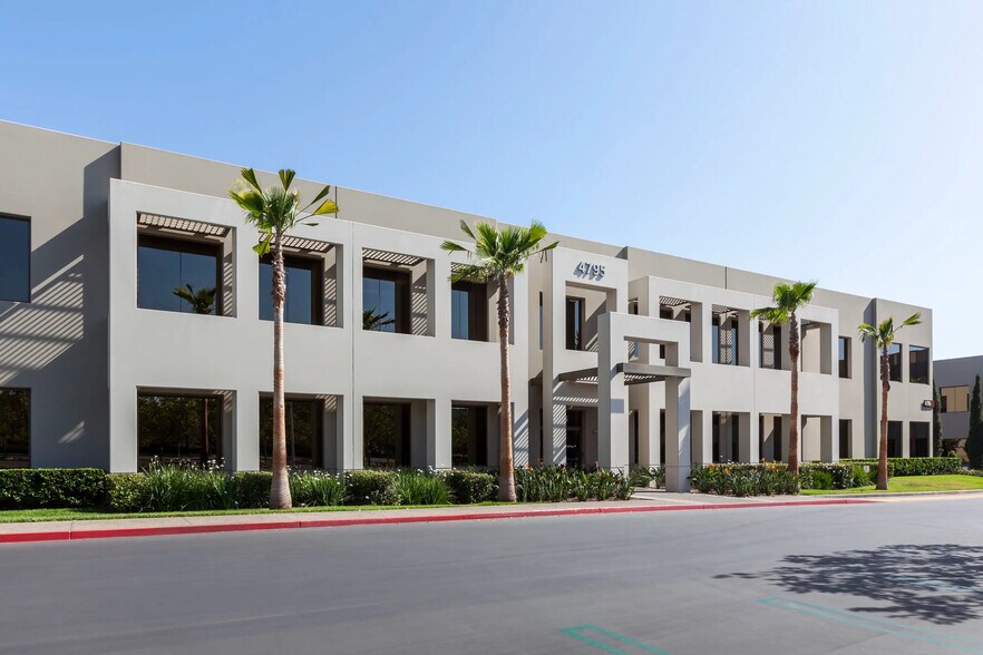 More Photos Of 4790 Eastgate Mall, San Diego Unknown For Lease