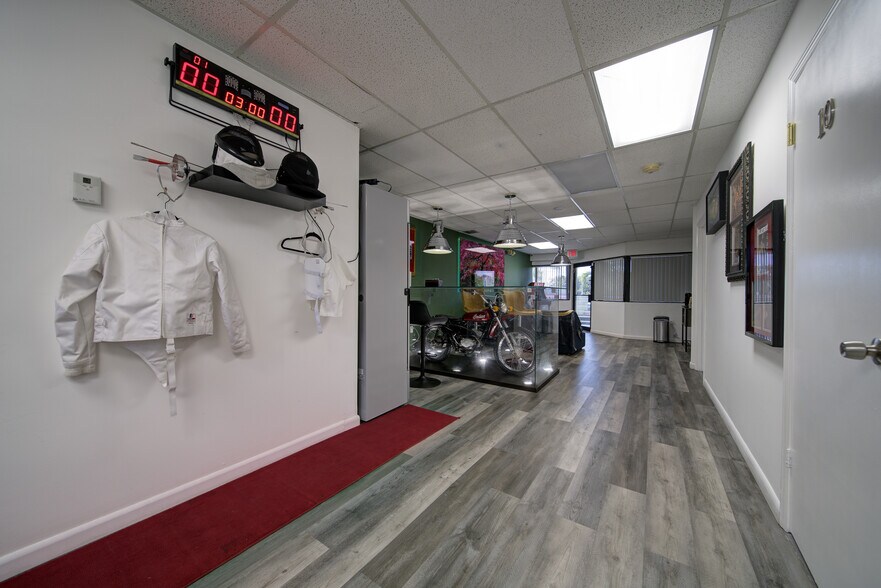 More Photos Of 2455 SW 27th Ave, Miami Medical For Lease