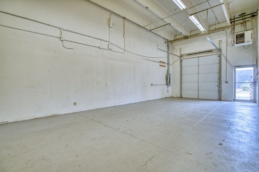 More Photos Of 2200 Central Ave, Boulder Industrial For Sale