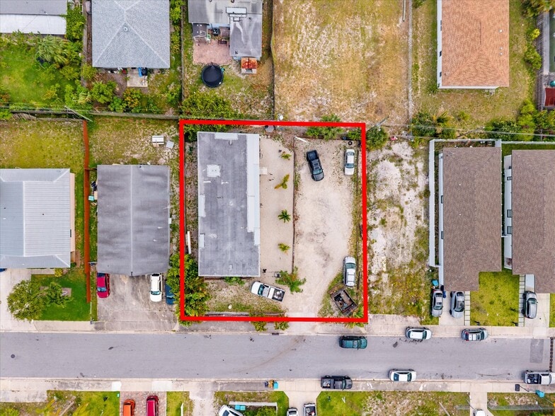 More Photos Of 526 NW 12th Ave, Boynton Beach Apartments For Sale