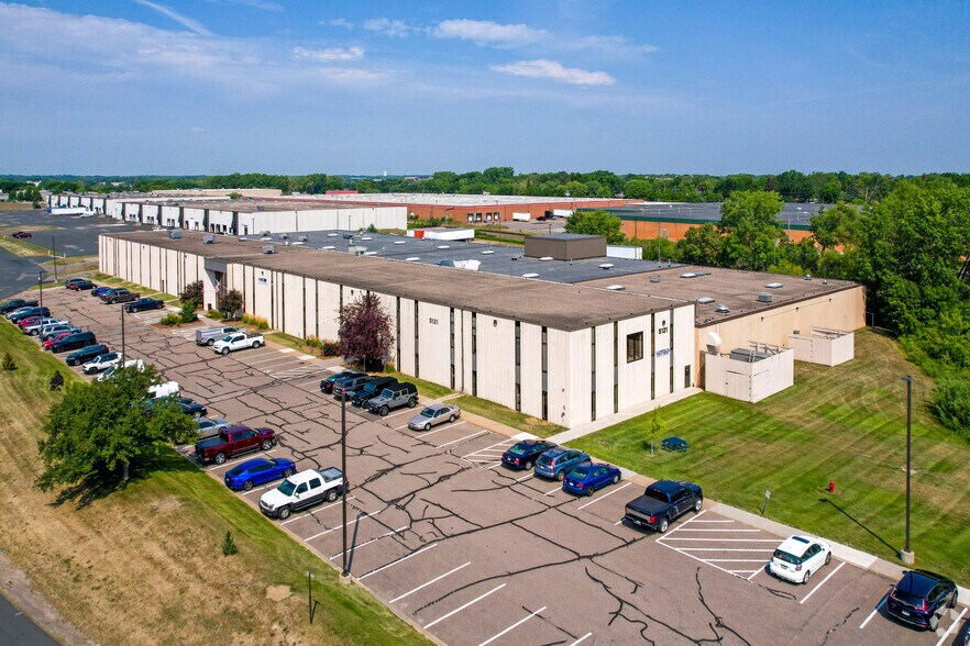 More Photos Of 5121-5125 Winnetka Ave S, New Hope Manufacturing For Lease