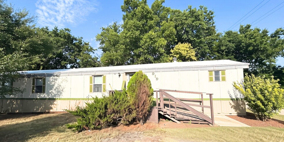 More Photos Of 823 56th Ave, Stillwater Manufactured Housing Mobile Home Park For Sale