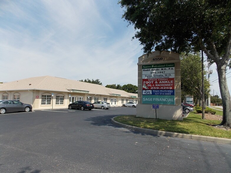 More Photos Of 6550 N Wickham Rd, Melbourne Office For Sale