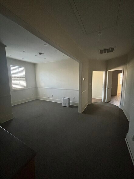 More Photos Of 309 E Greenville St, Anderson Office For Sale