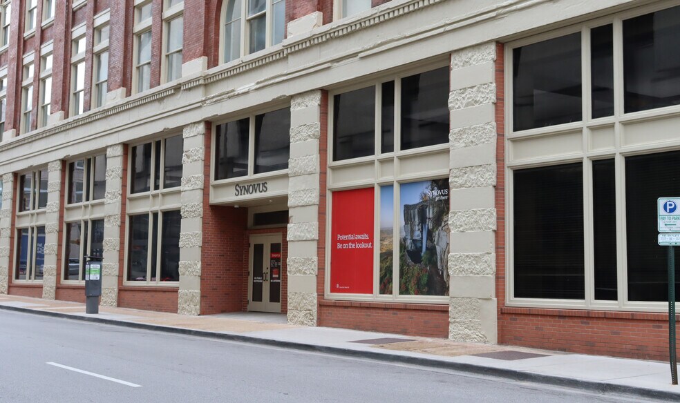 More Photos Of 800 Market St, Chattanooga Apartments For Sale