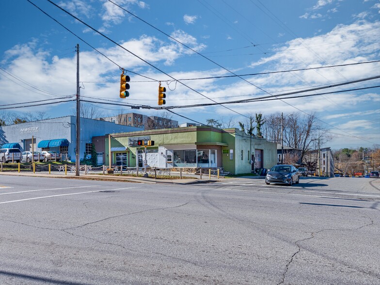 Primary Photo Of 251 Biltmore Ave, Asheville Freestanding For Sale