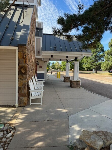 More Photos Of 4925 N Academy Blvd, Colorado Springs General Retail For Sale