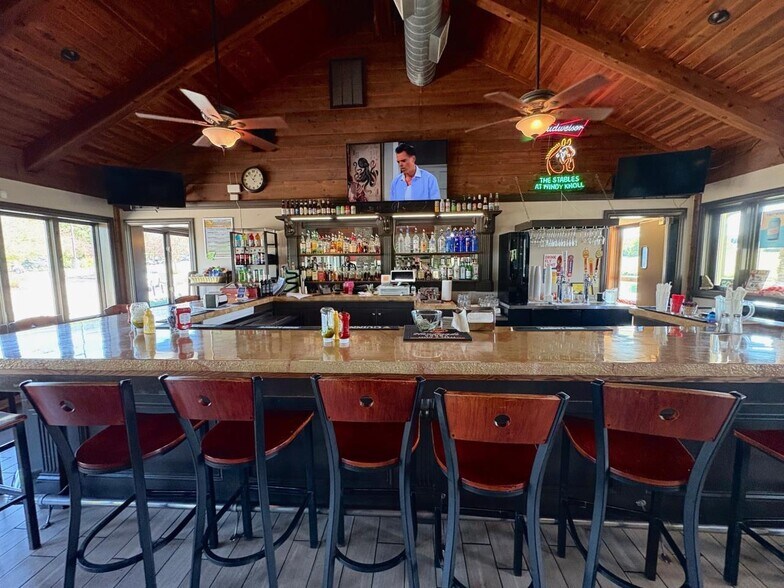 More Photos Of 500 Roscommon Dr, Springfield Golf Course Driving Range For Sale