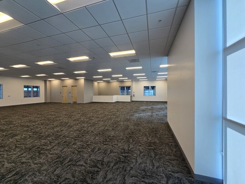 More Photos Of 23840-23842 Rider St, Perris Distribution For Lease